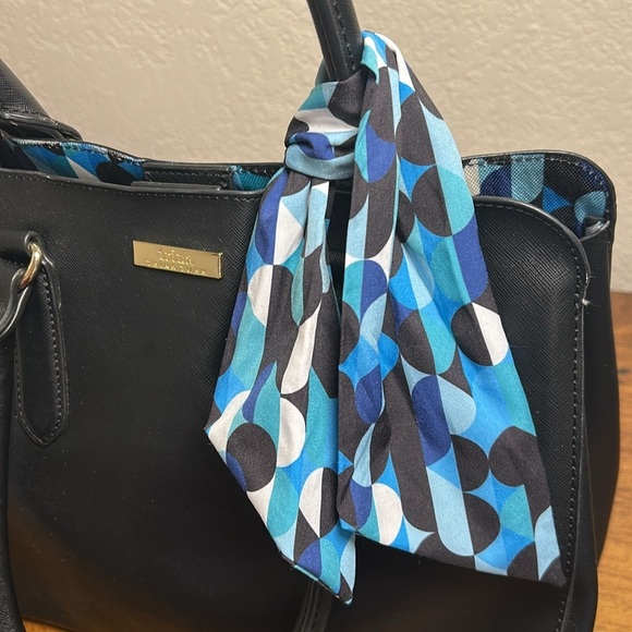 TRINA TURK BLACK VEGAN SHOULDER BAG BLUE BLACK DOT INTERIOR WITH BAG SCARF - Picture 9 of 16